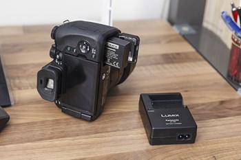 Panasonic-Lumix-FZ300-test-recenzija.jpg